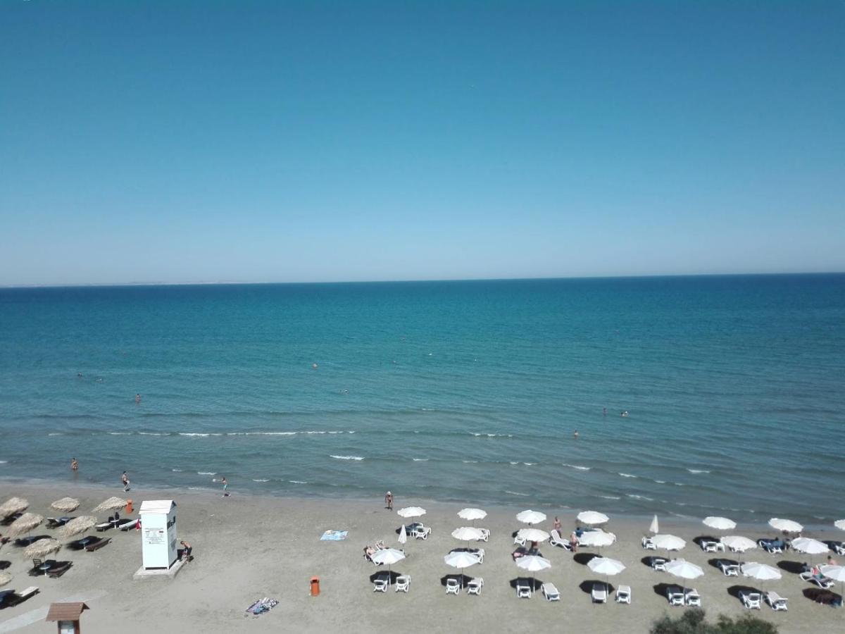 13 Sandy Beach Mackenzie Larnaca Eksteriør billede
