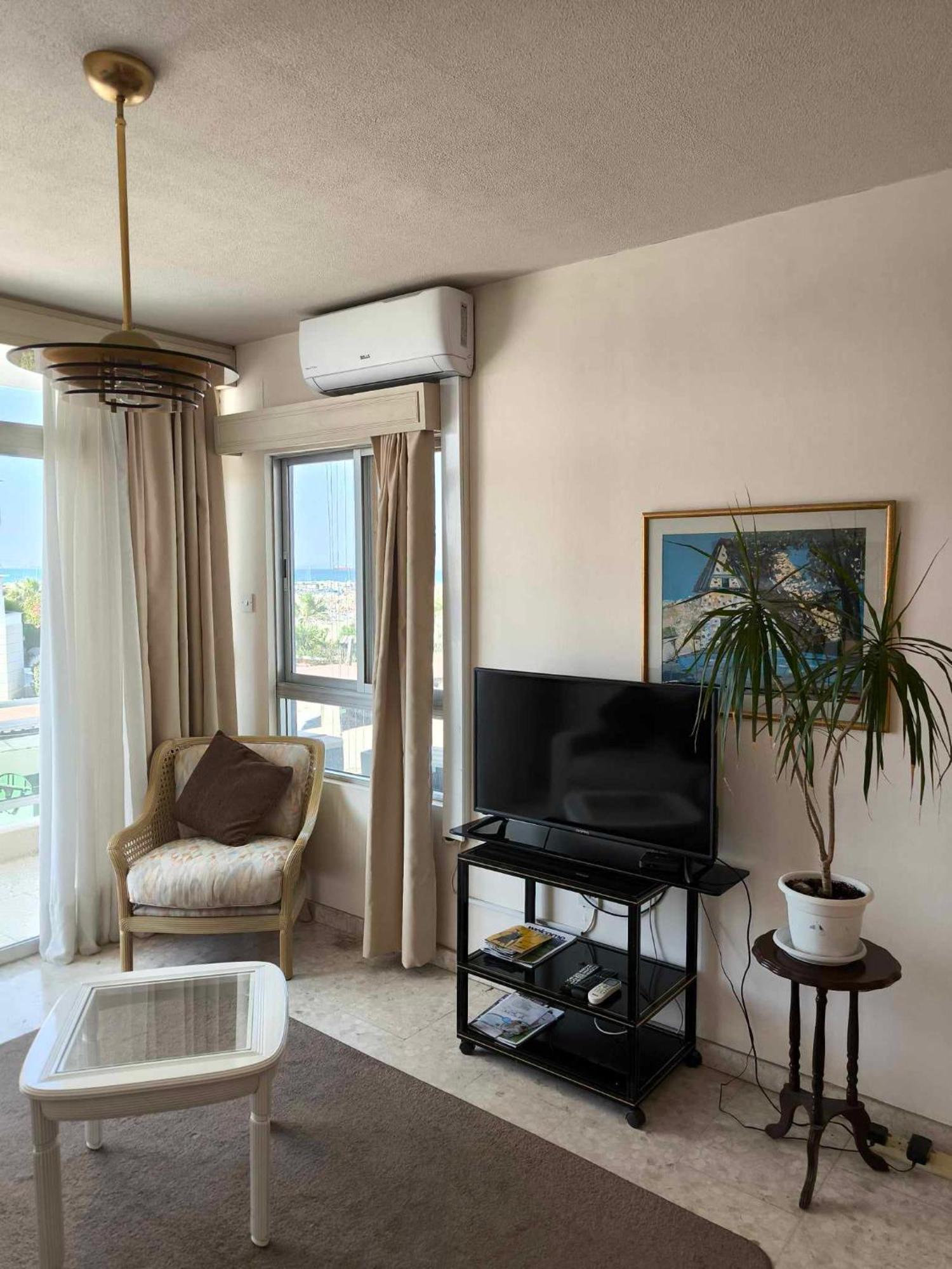 13 Sandy Beach Mackenzie Larnaca Eksteriør billede