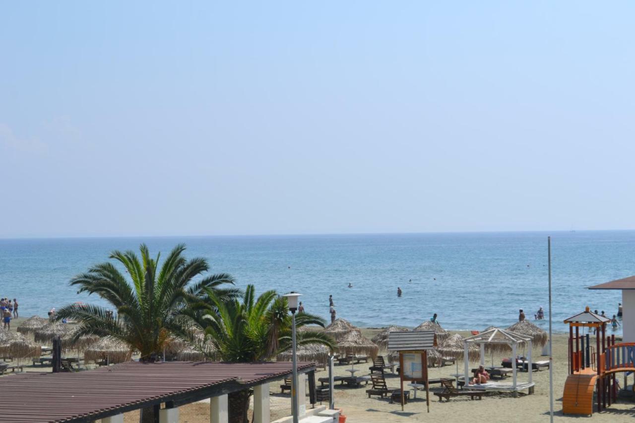 13 Sandy Beach Mackenzie Larnaca Eksteriør billede